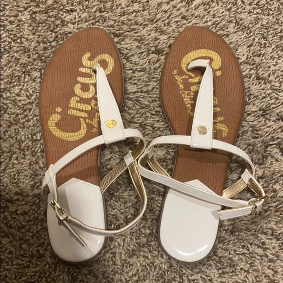 Shoes - Brand new Sandals